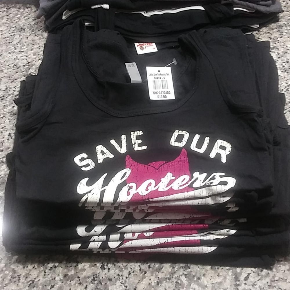 Hooters Tank Top